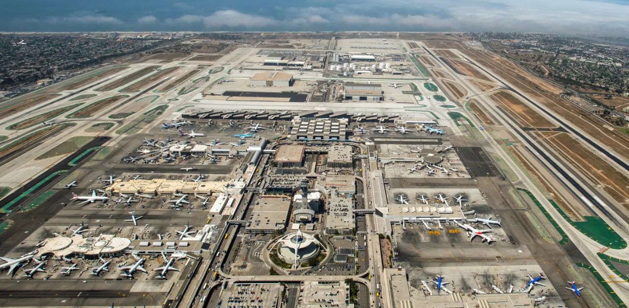 Alaska Airlines LAX Terminal