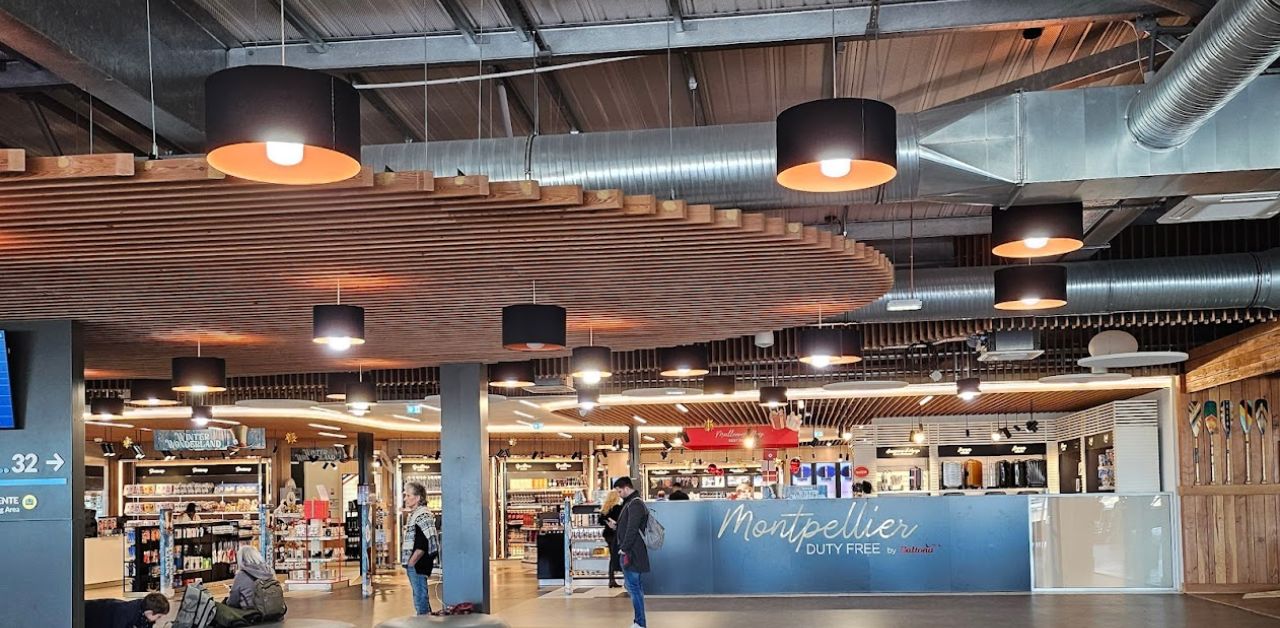 KLM Airlines MPL Terminal