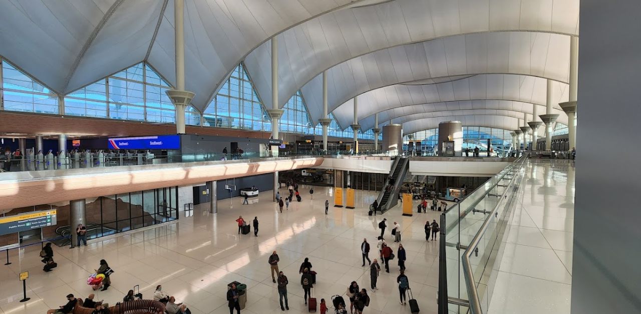 Spirit Airlines DEN Terminal