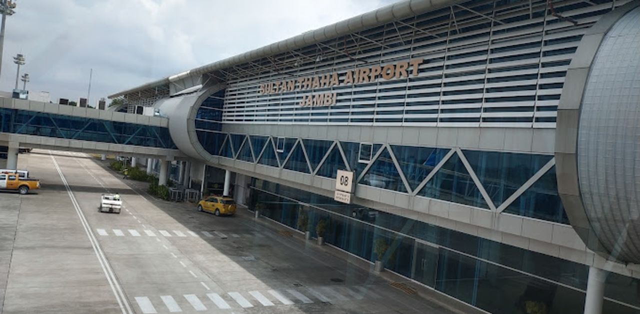 Garuda Indonesia DJB Terminal – Sultan Thaha Airport